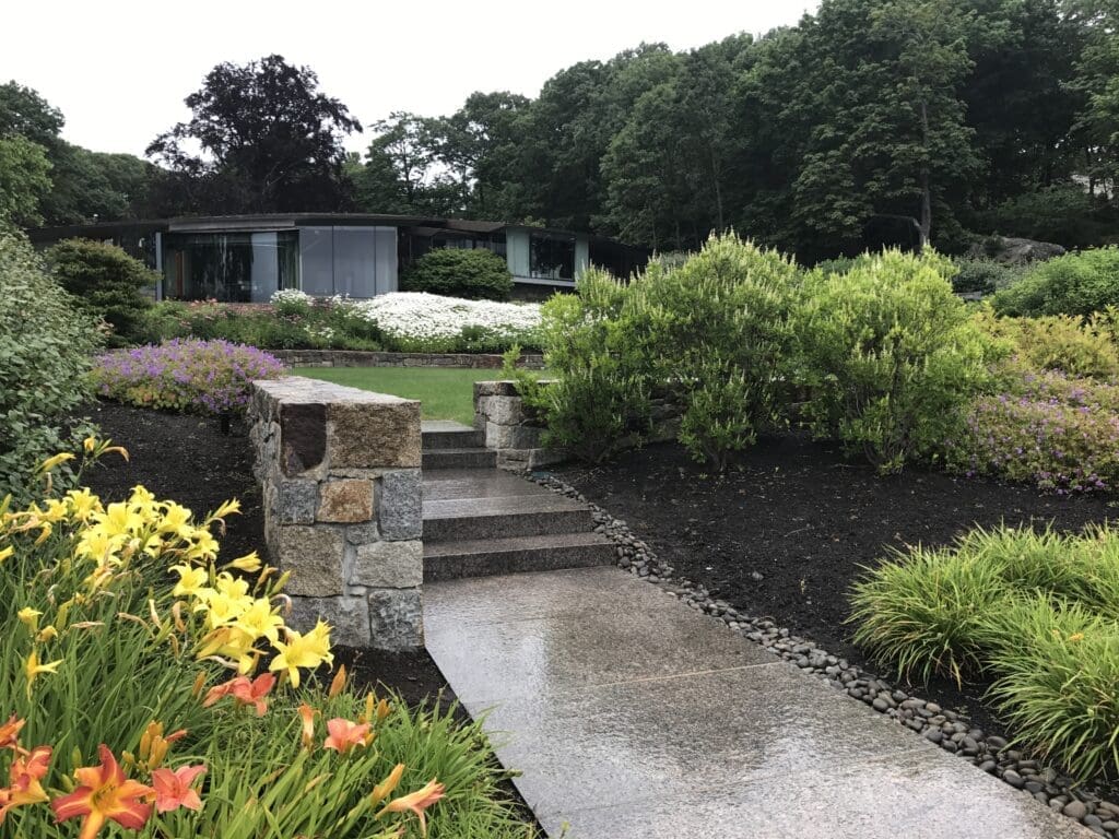 local patio design and mulching service in massachusetts